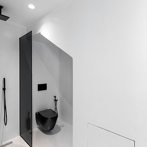 Deluxe Double Room Private Cave Pool