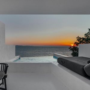 Deluxe Double Room sea view private pool